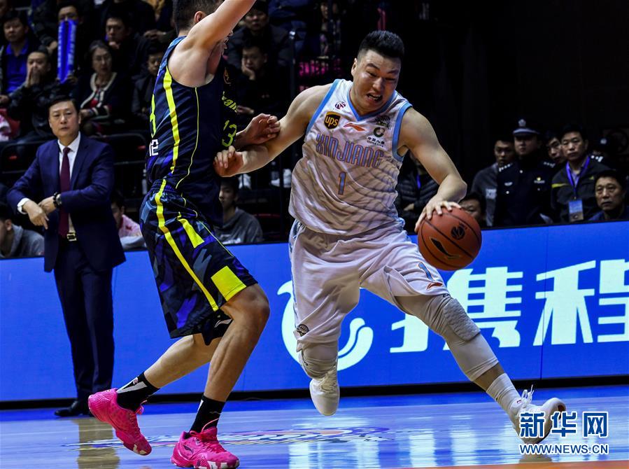 （体育）（6）篮球——CBA季后赛1/4决赛首回合：新疆不敌广东