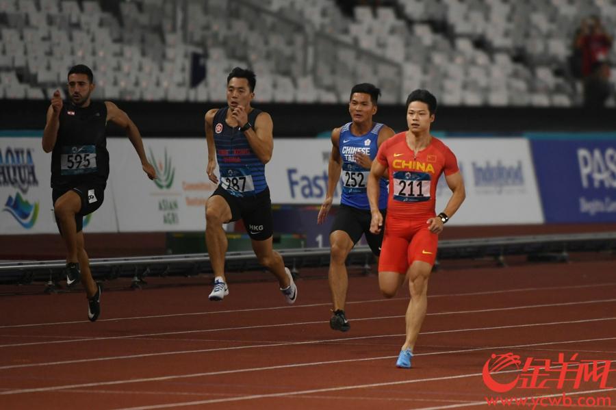 亚运会男子100米预赛苏炳添10秒27轻松晋级  金羊网特派记者 周巍 摄