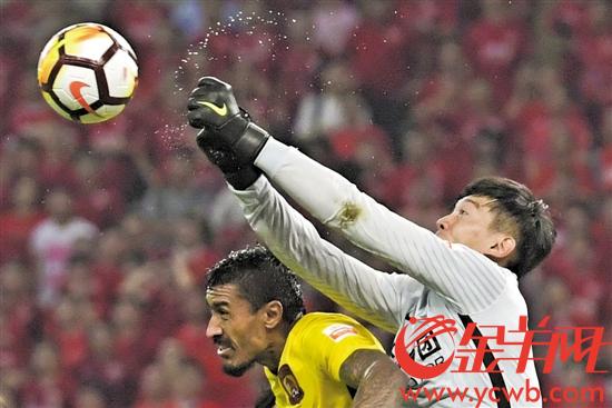 埃尔克森首破老东家大门 广州恒大1:2憾负上海