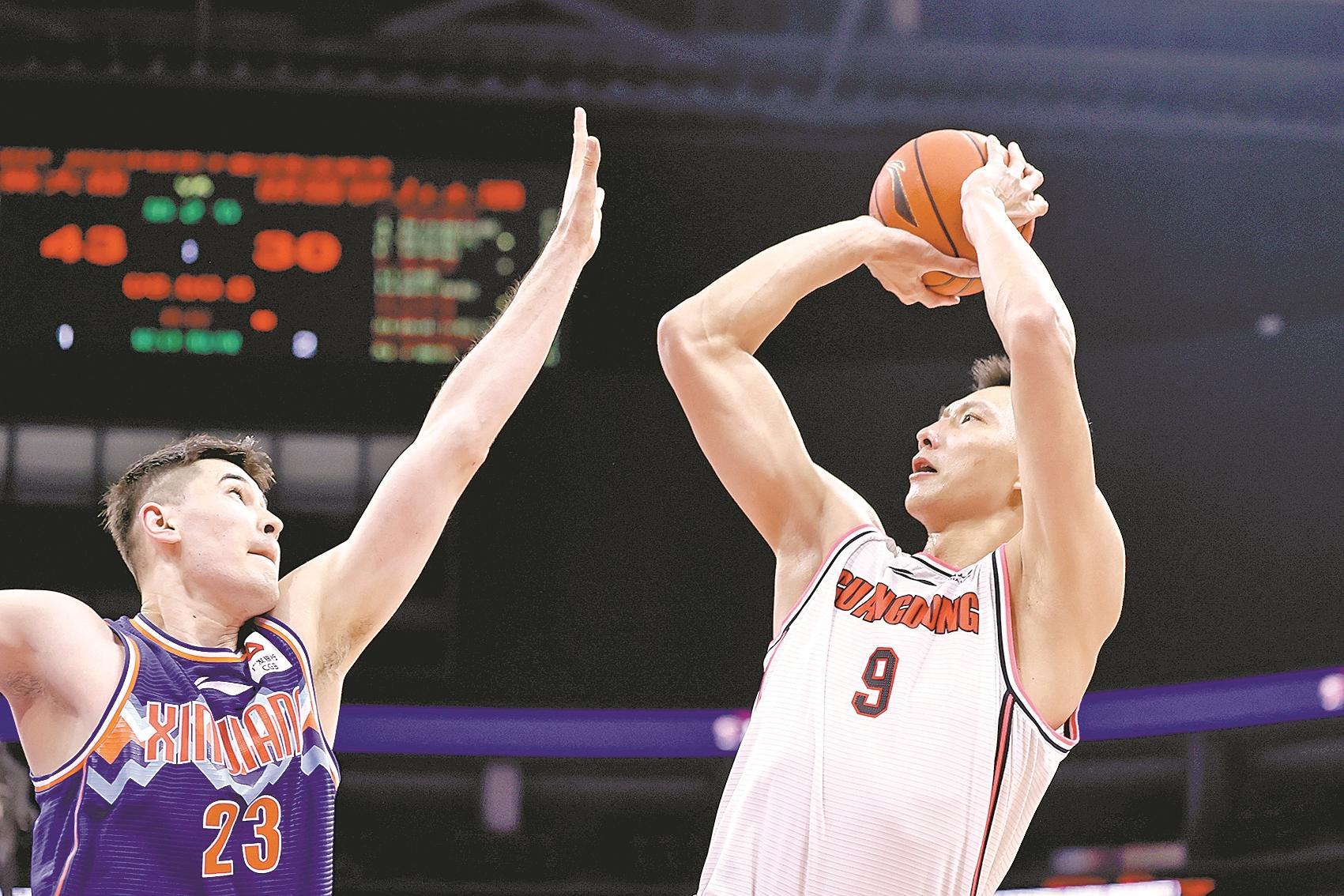 Guangdong men's basketball team ushered in three consecutive victories, all playoff teams were produced