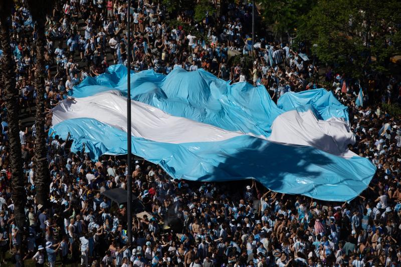 为庆祝世界杯夺冠，阿根廷放假一天