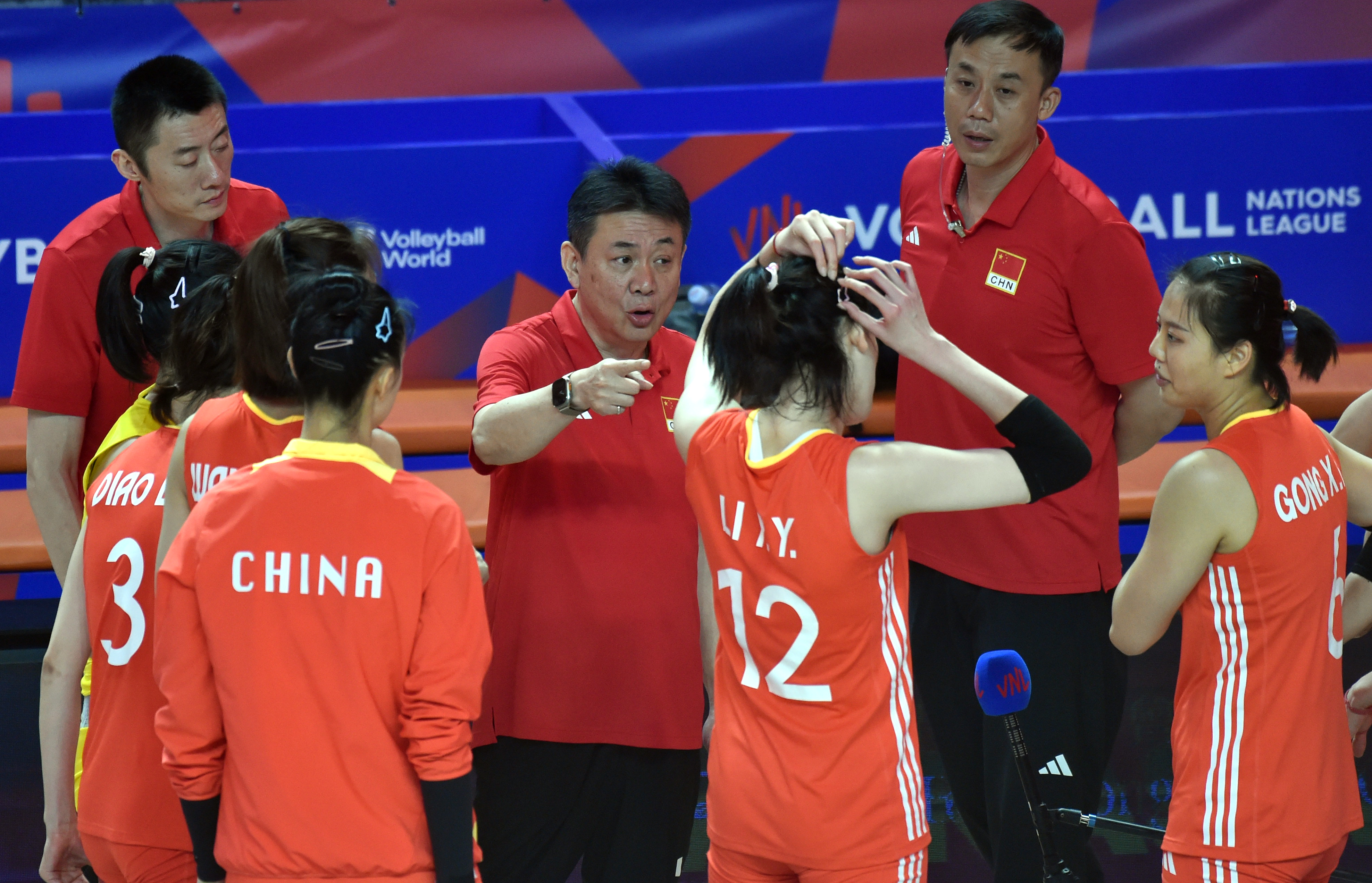 替补出战0比3脆败于日本队，中国女排结束世联赛之旅