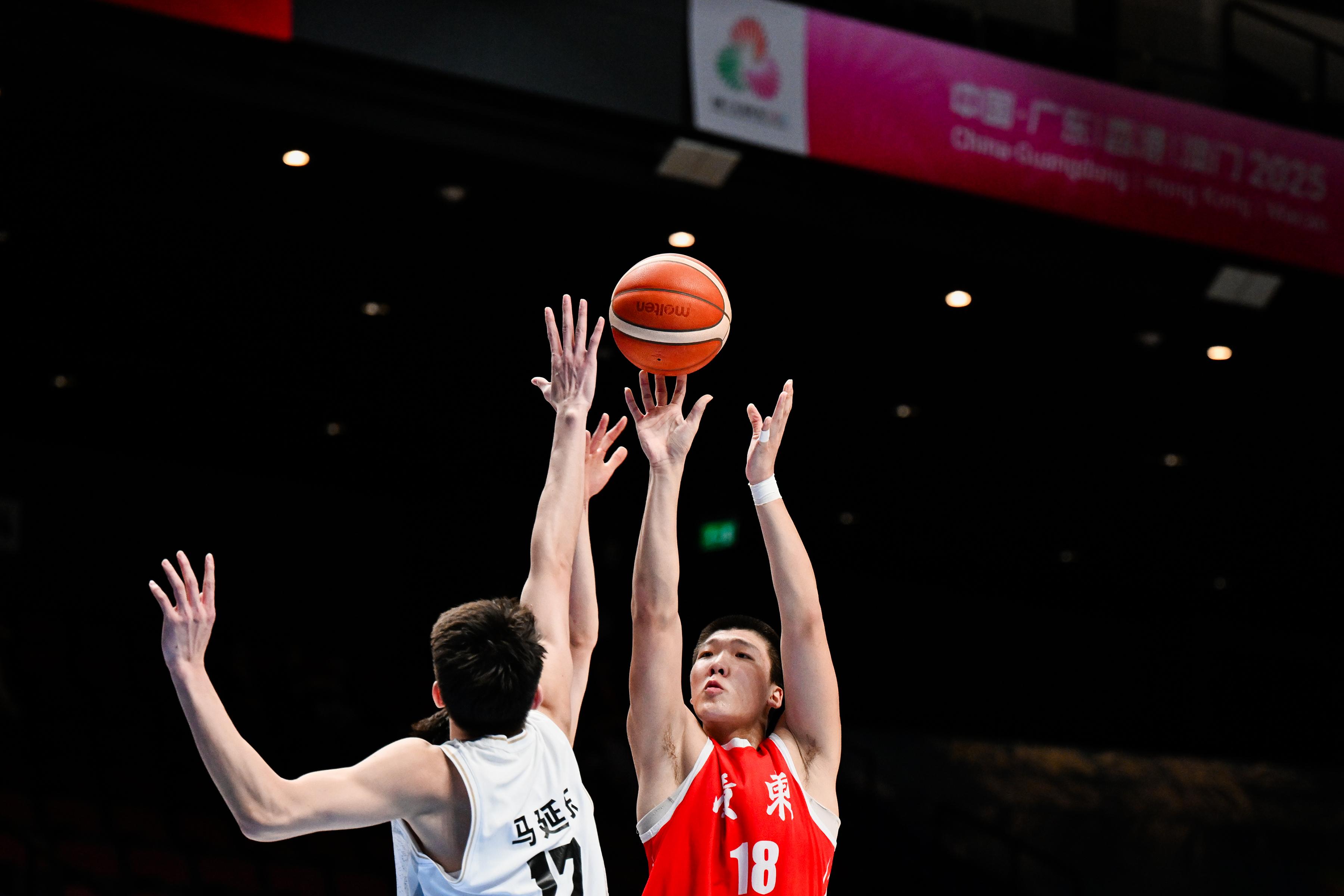 图片[2]-寸头明志，团队为王：广东U18男篮靠拼劲赢下巅峰对决｜全运观察-上淘有品虚拟资源下载